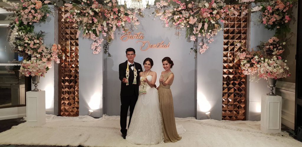 งานแต่งงานระหว่างคุณกิมและคุณเด่น