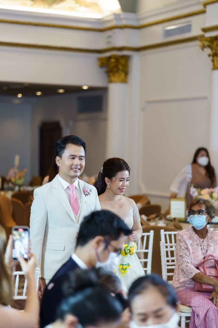 คุณมิ้นท์และคุณต๋อง