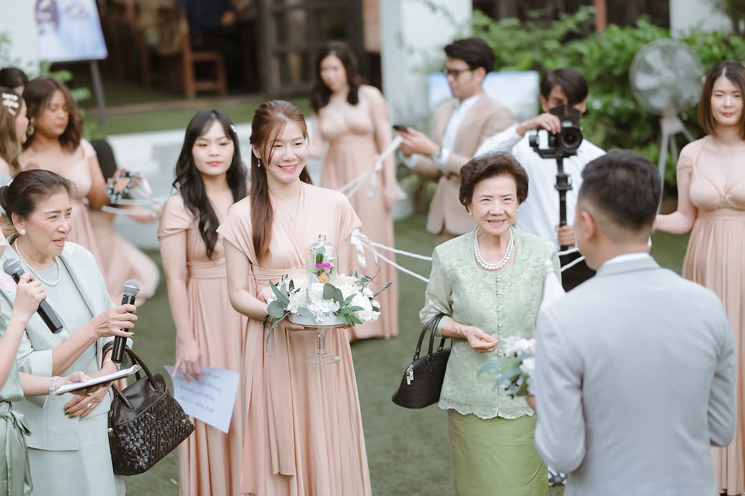 คุณแก้วและคุณตุ๊