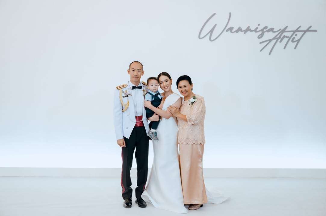 คุณกวางและคุณม้อย