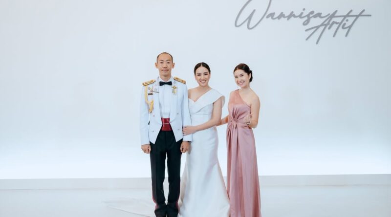 คุณกวางและคุณม้อย