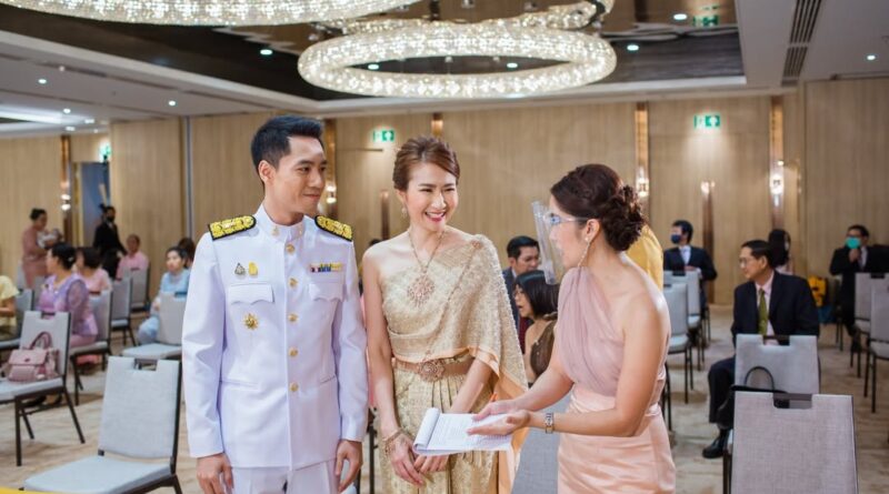 คุณกานต์และคุณม่าน