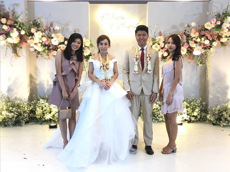 คุณกิ๊บและคุณอั๋น