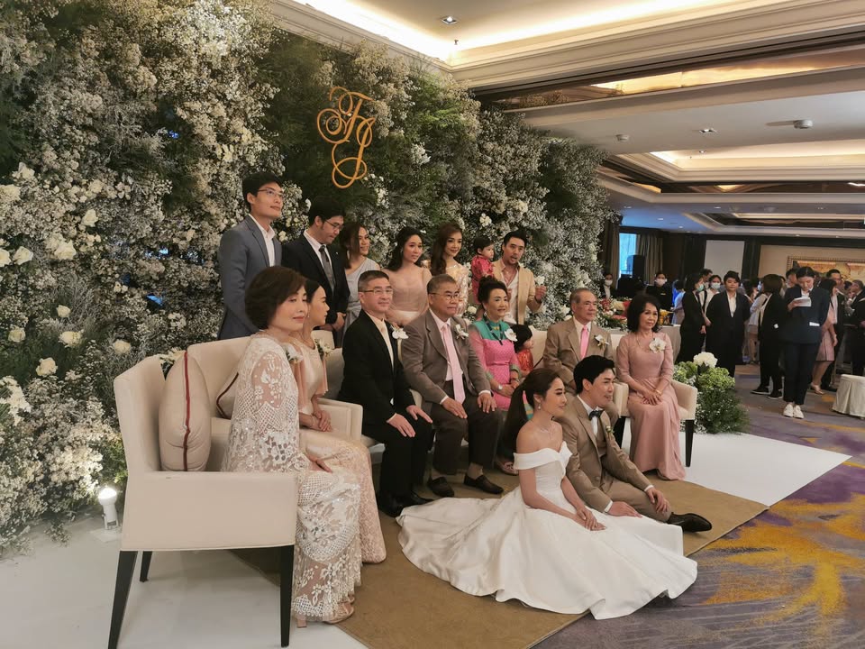 คุณพินและคุณโย่