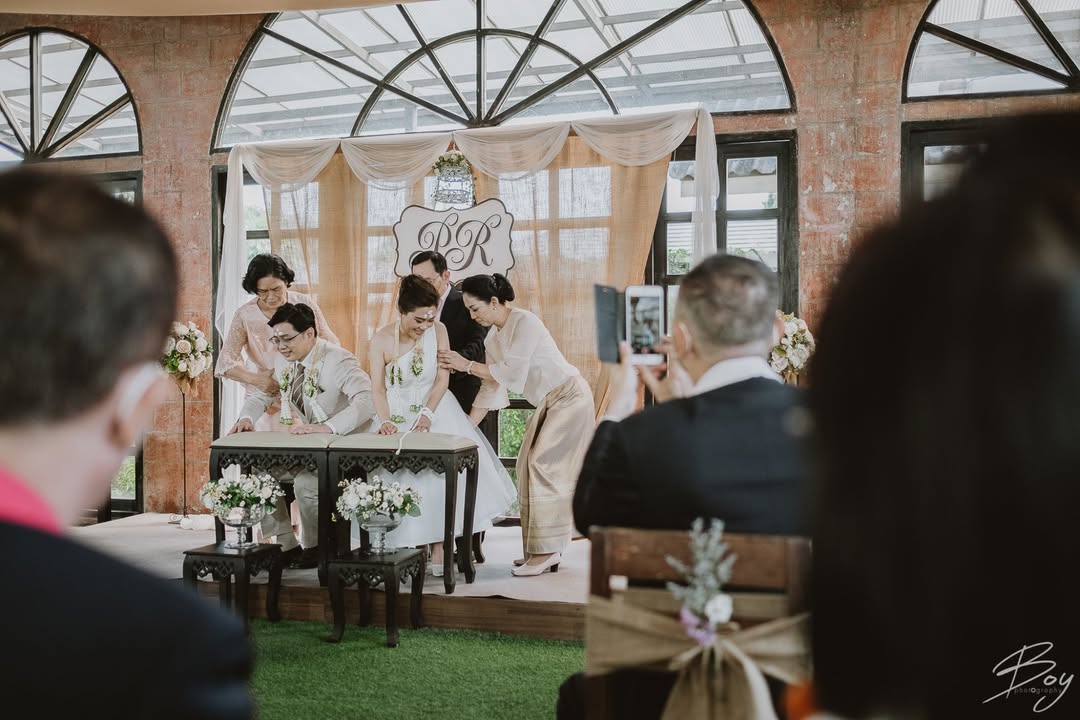 คุณเพ็ญและคุณอั้ม