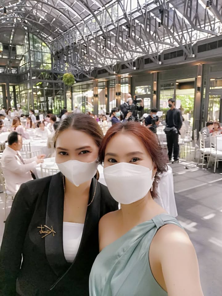 คุณเมย์และคุณมิค