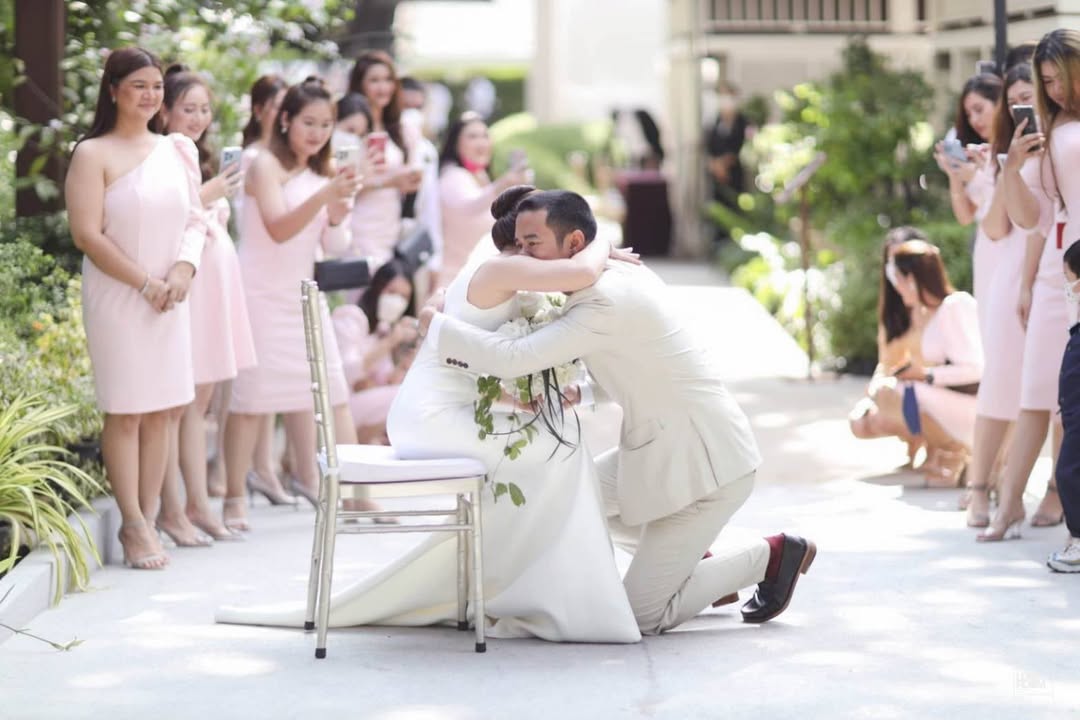 คุณเมย์และคุณมิค