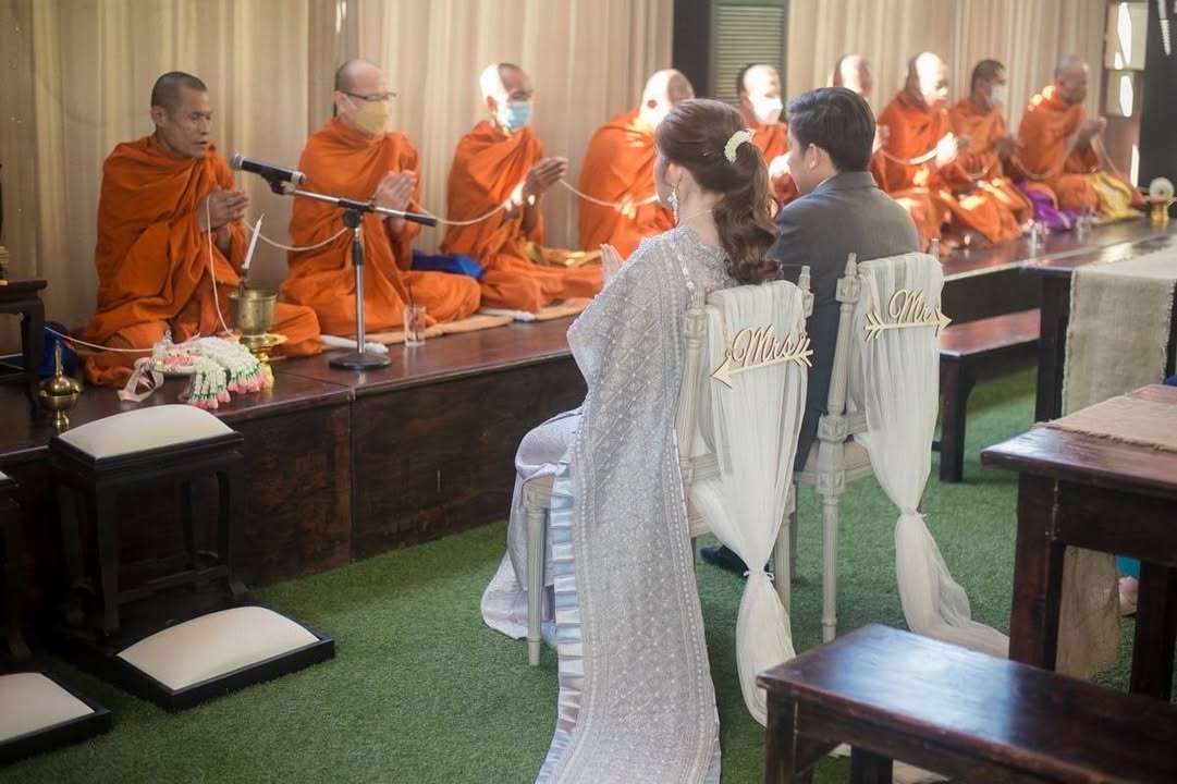 คุณกู๊ดและคุณหนุ่ม