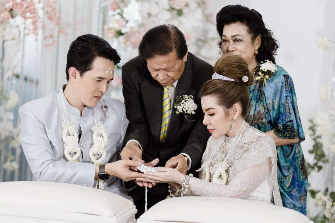 "มงคลแฝด" คือทะเบียนสมรสของคนในสมัยโบราณ