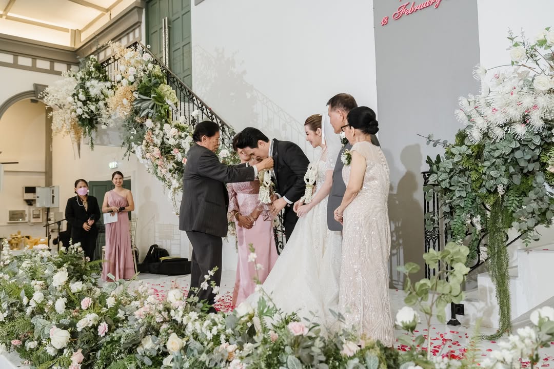 คุณจุ๊บและคุณบอย