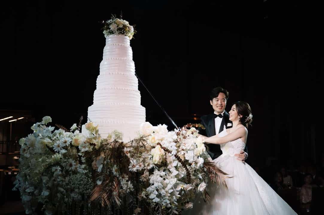 คุณอ้อและคุณอู๋